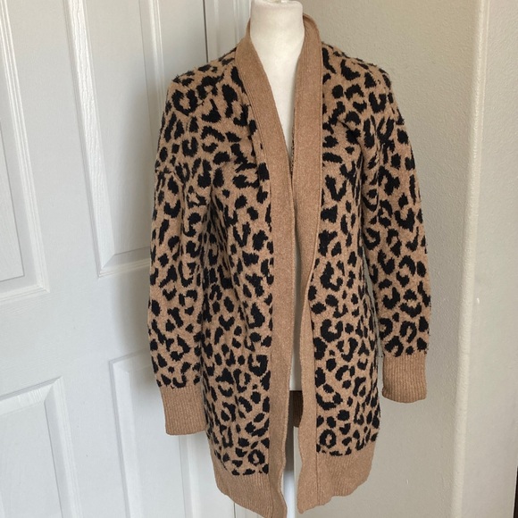 Yet Again Cheetah Print Cardigan Sz XS - Picture 1 of 4